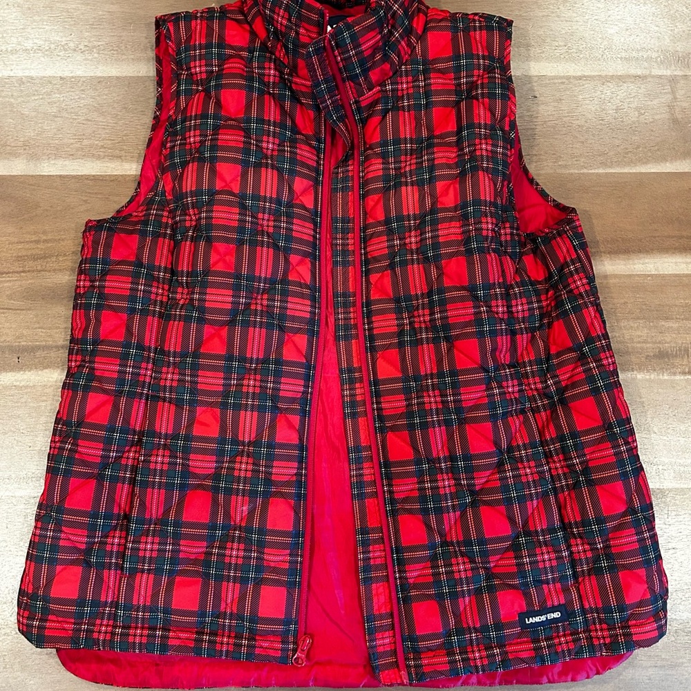 Red Plaid Tartan Lands End Puffer Vest - Picture 2 of 5